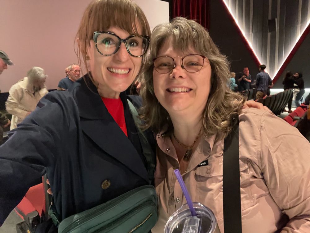 A selfie of Irene and Heather smiling
