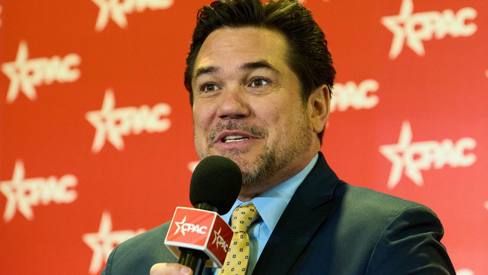 Dean Cain, who starred in "Lois & Clark: The New Adventures of Superman," made a recruitment video for the agency Immigration and Customs Enforcement.