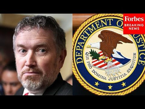 Thomas Massie Accuses DOJ Of Covering Up 'For Rich And Powerful' In Epstein Files