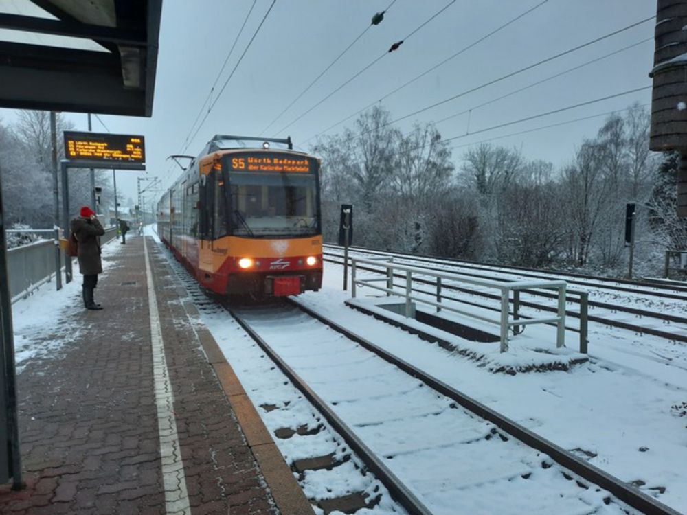 Keine Kürzungen im Nahverkehr