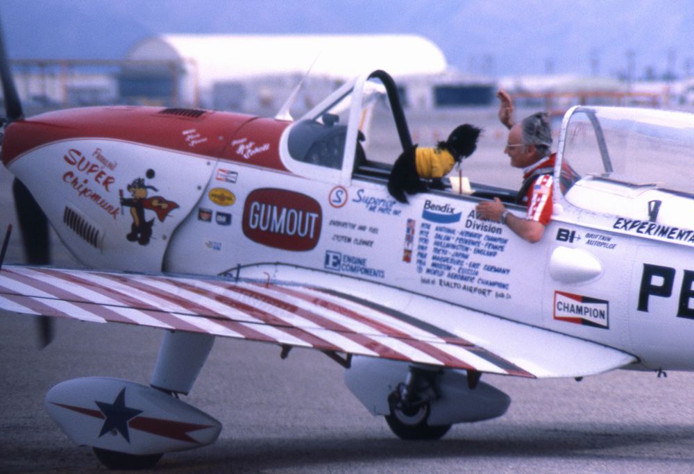 Art Scholl in his Super Chipmunk with his dog 'Aeleron'.  Image kurtsj00 . https://www.flickr.com/photos/kurtsj00/4018714427