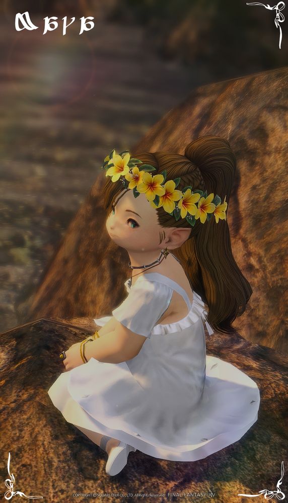 Krile of the Lalafellin girl group SWIFTCA5T admires the pond waters between the Baldesion Annex and Studium of Old Sharlayan as she wears a white gown, pearl heels, yellow woven bracelets, and a yellow champa flower crown. 
The name "Maya" sits on the upper left in Eorzean text, ribbons adorning the other corners. The FFXIV copyright message is present in the lower middle at lowered opacity. 