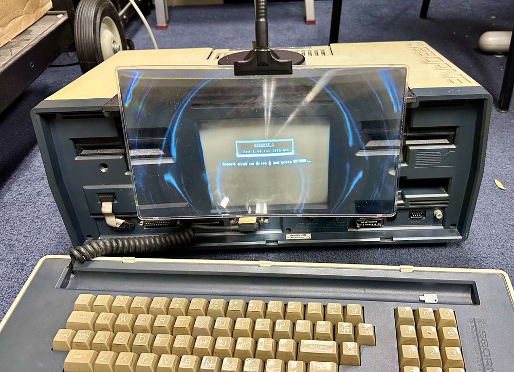 Osborne 1 with the lens in front of the screen ("after")