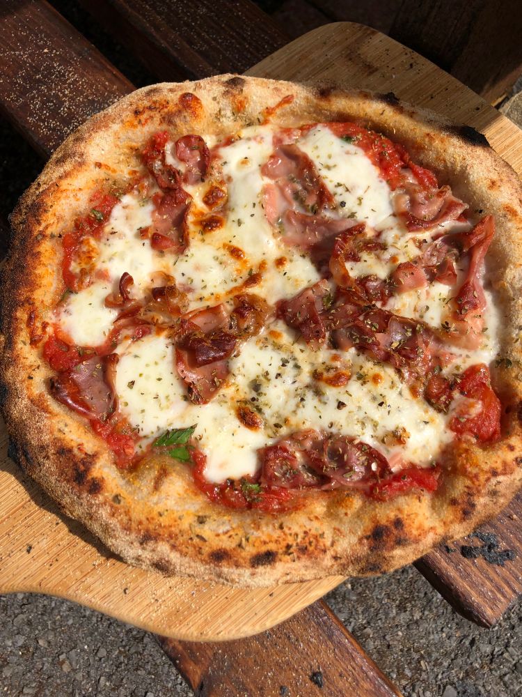 Prosciutto pizza 2