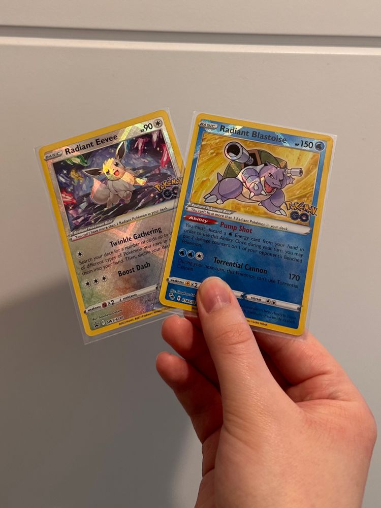 radiant eevee and radiant blastoise Pokémon cards