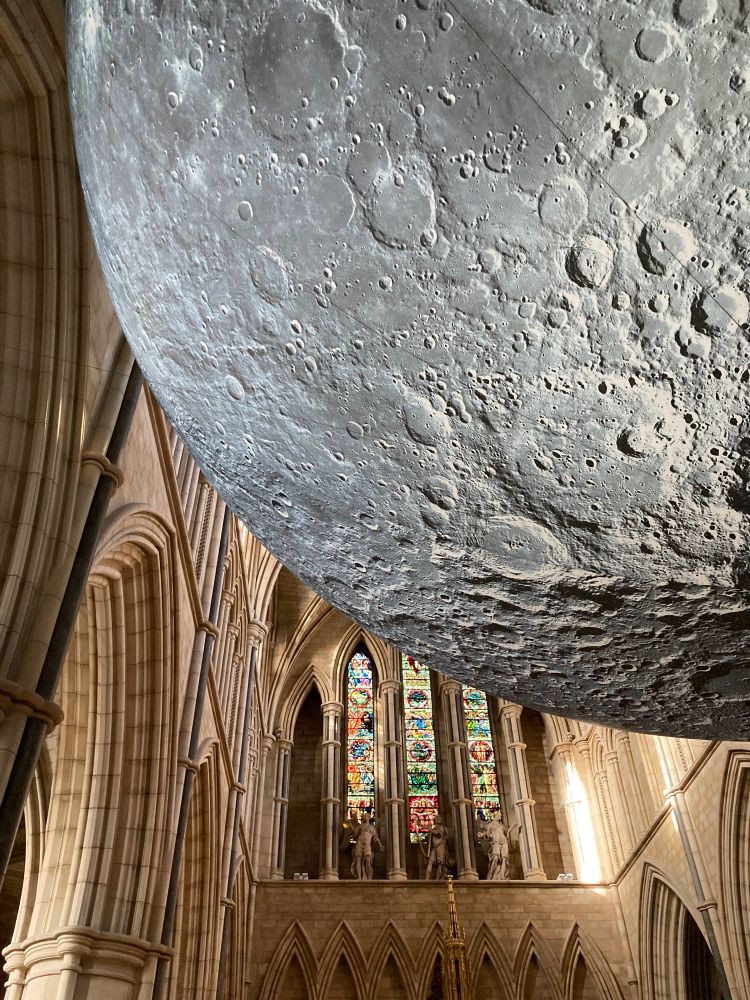 Moon in Southwark Cathedral