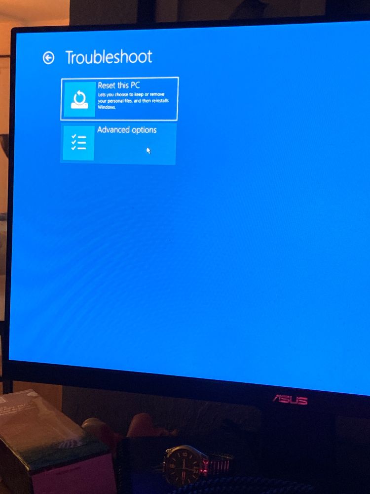 A file corrupted and refused to boot my pc (I fixed it using the sfc /scannow in command prompt)