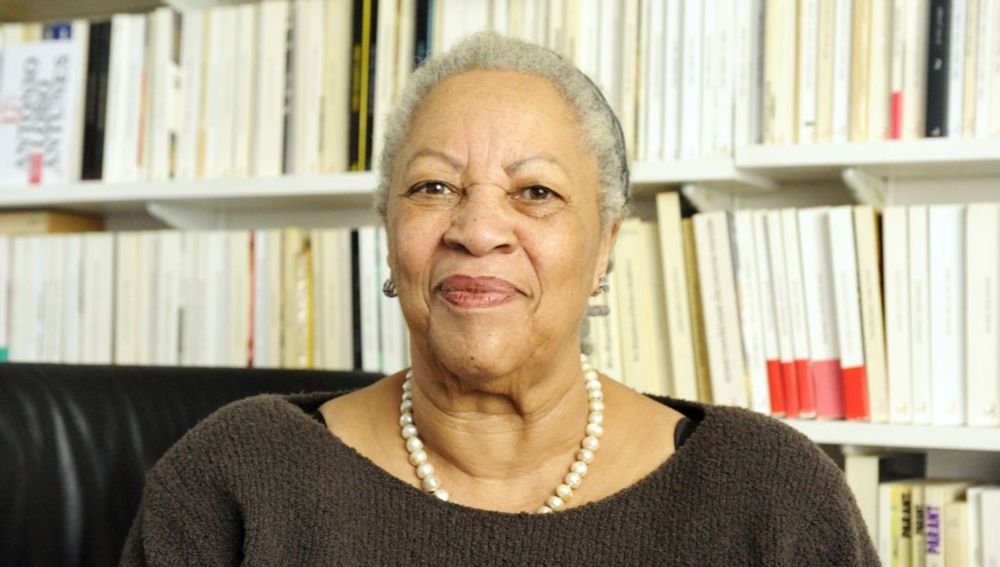 Toni Morrison : "Les récits éduquaient les enfants pour qu'ils regardent vers l'avenir les yeux grand ouvert" : épisode • 1/5 du podcast Toni Morrison, la mémoire en héritage