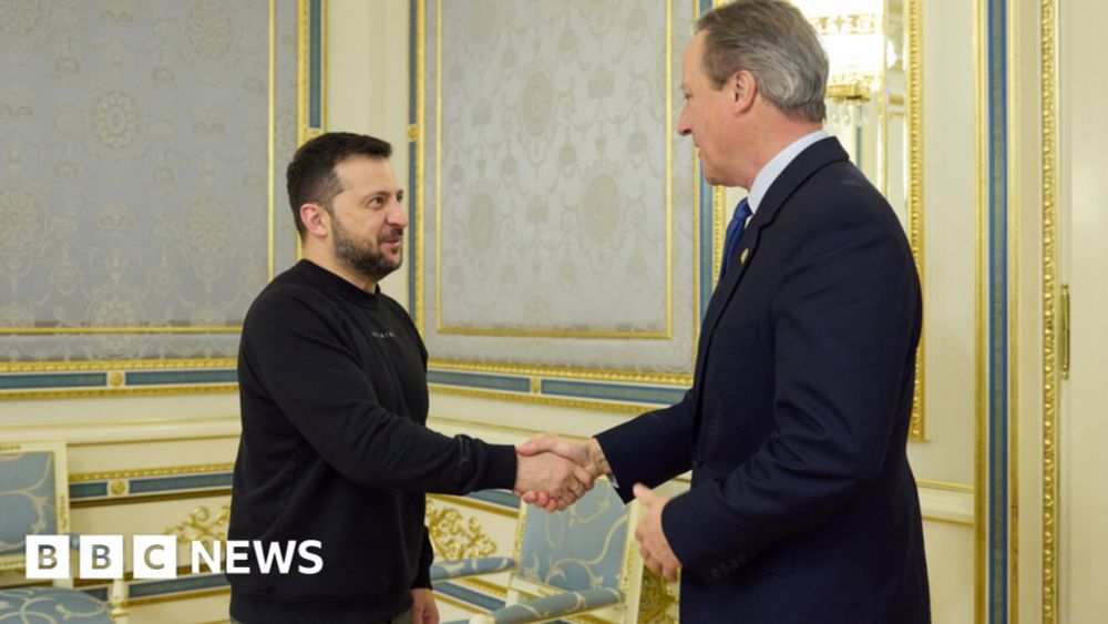 Cameron makes first official visit to Ukraine