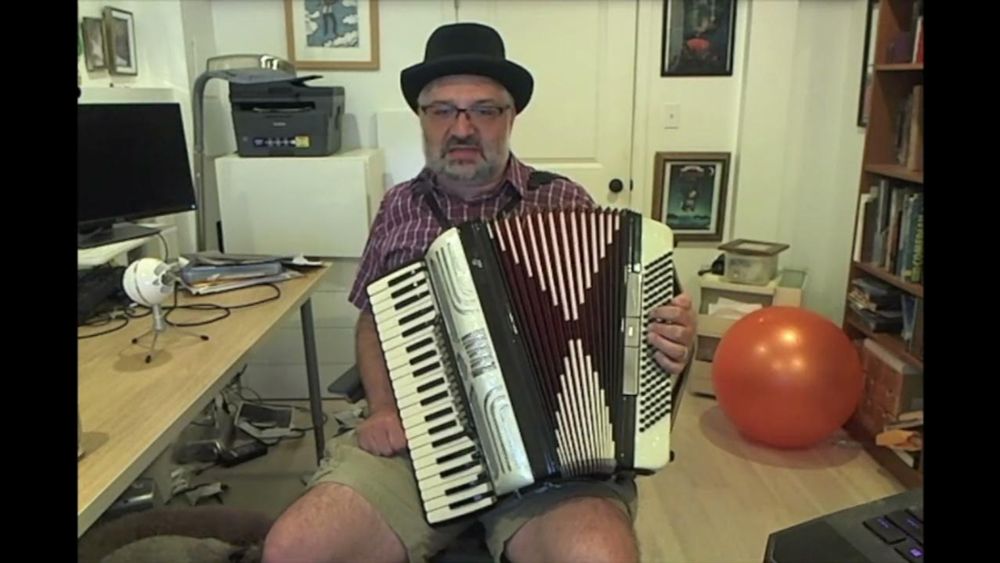 Hind's Hall (Macklemore, 2024) ... played on accordion!