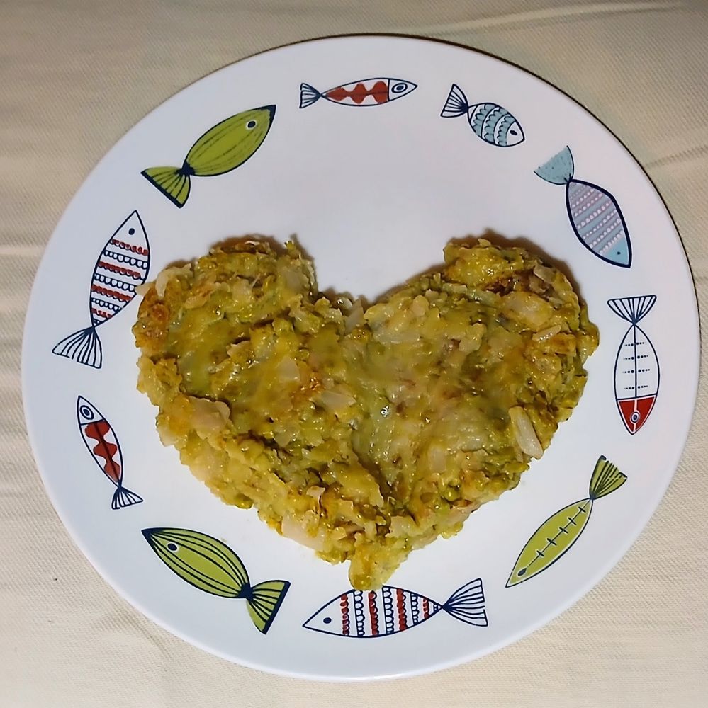 A plate of bubble and squeak formed into a heart shape