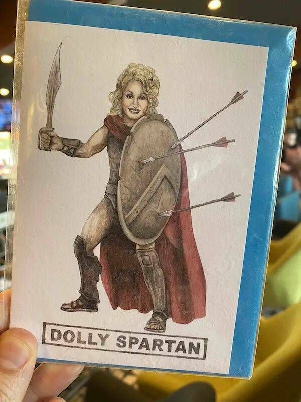 drawing of dolly parton as a soldier from 300

DOLLY SPARTAN