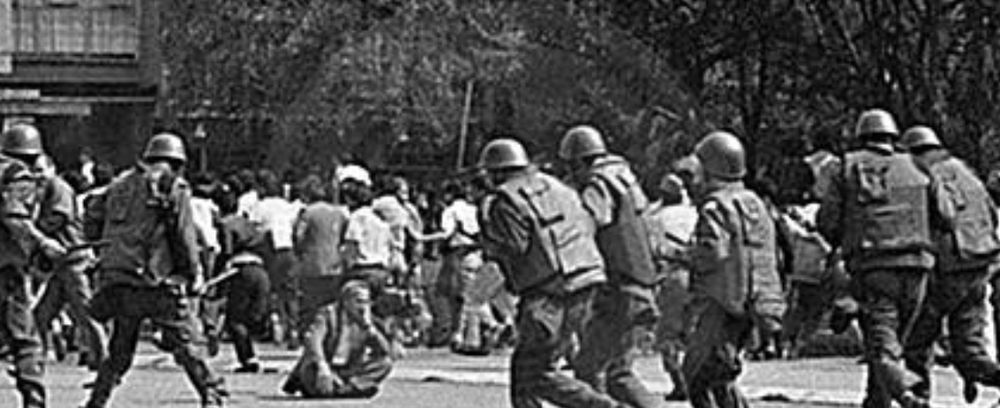 Represión das protestas contra a eliminación da autonomía de Kosova en 1989