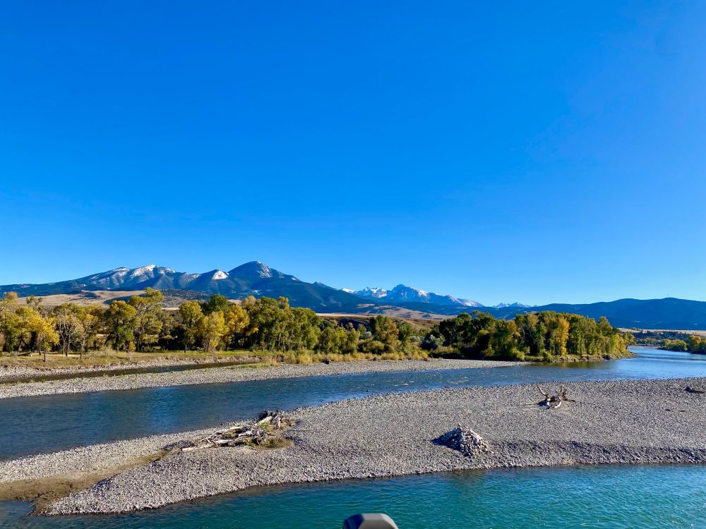 Yellowstone River
Absaroka Mountains 