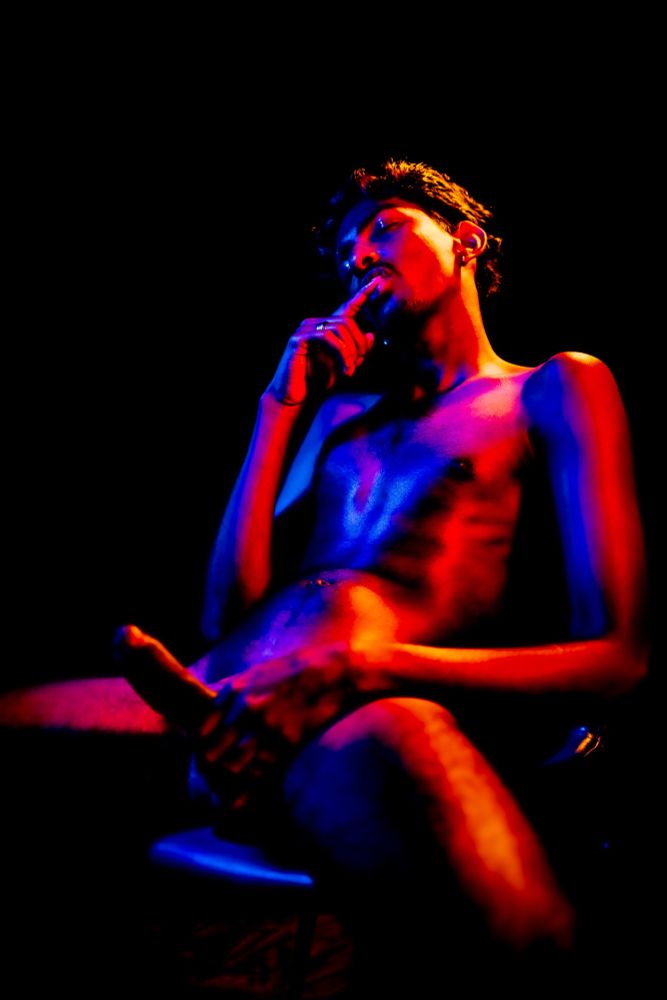 Reywan posing in lucid lighting 
