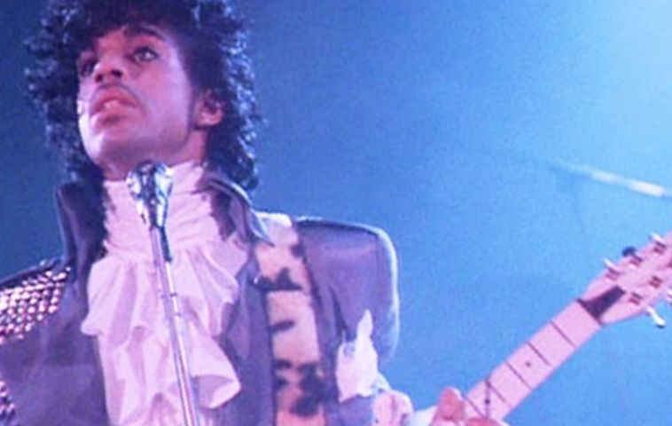 prince aus dem video zu purple rain 