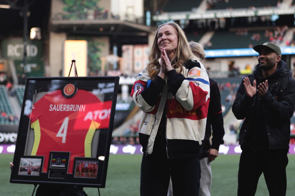 Becky Sauerbrunn - Portland Thorns
