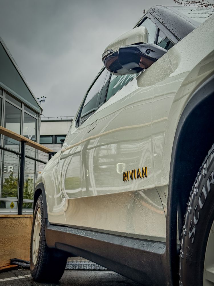 Edited picture of a California Dune Rivian R1T.