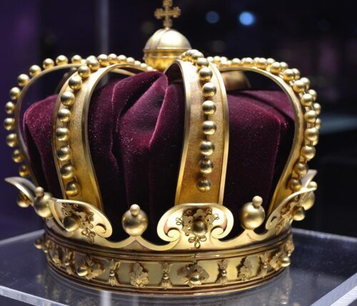 A king's crown.