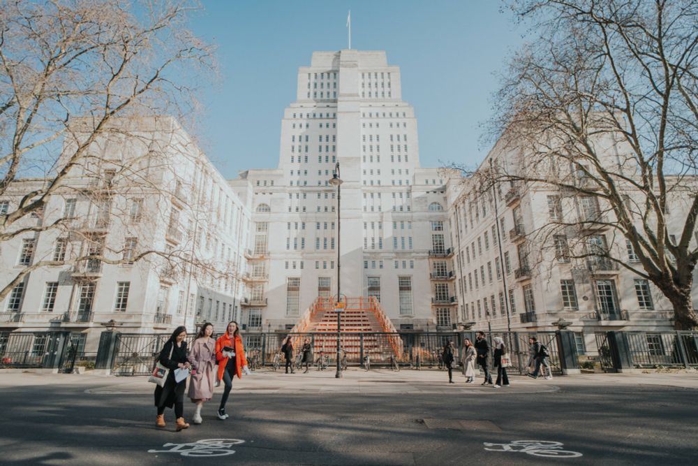 View outside Senate House, Bloomsbury. 