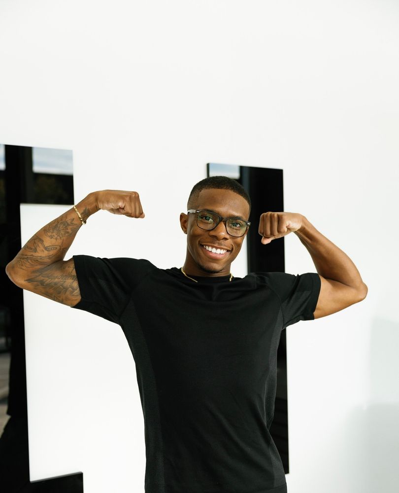 Me flexing trying to look cute 