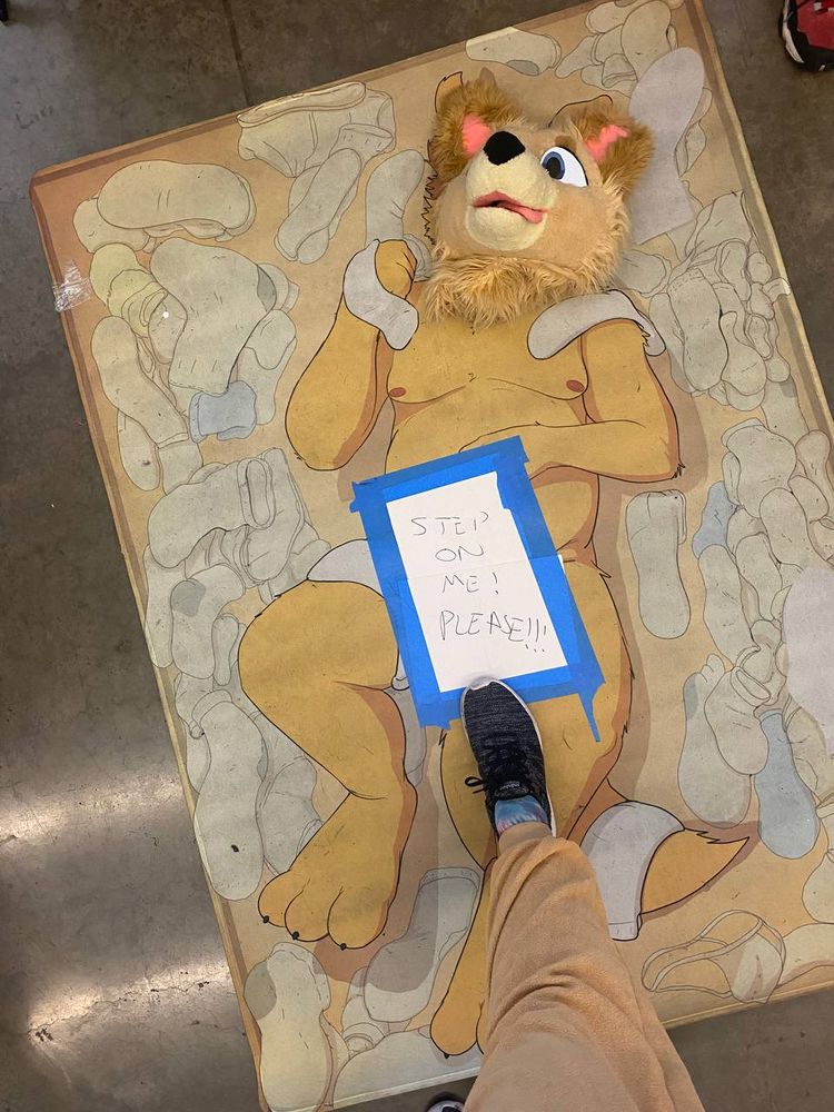 Art not mine! Just a silly yellow dog on the floor with Cornbread over his head ^^;