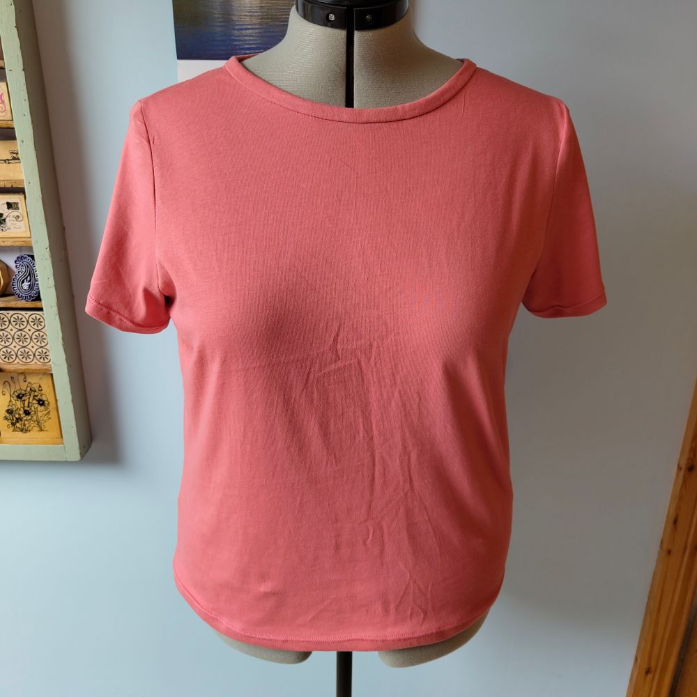 Short sleeve t-shirt in coral pink