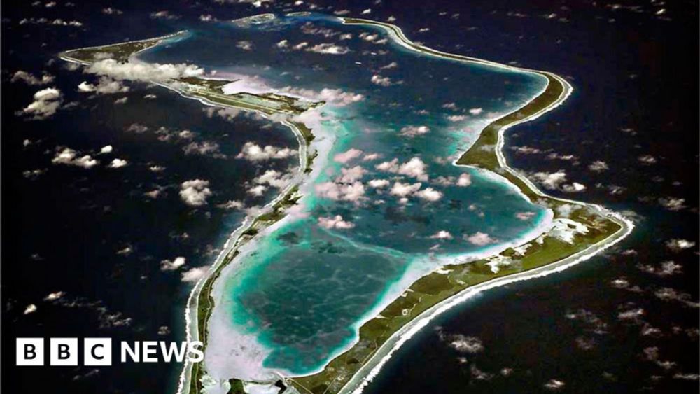 UK hands sovereignty of Chagos Islands to Mauritius