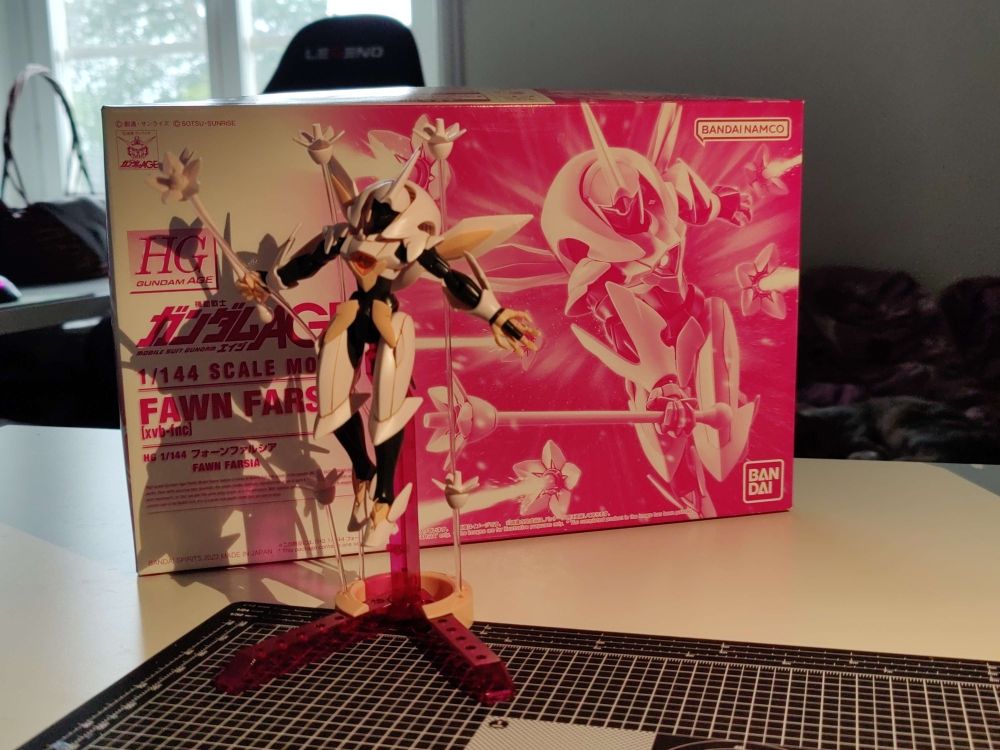 a photo of a completed gundam hg fawn farcia.