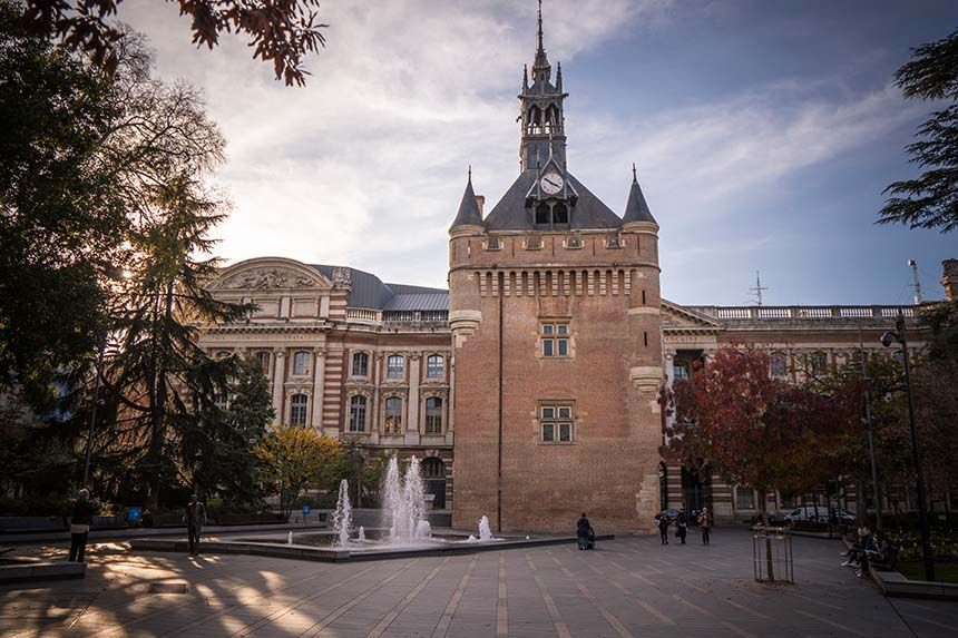 Le donjon du Capitole à Toulouse. 