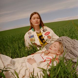 Image of the artist (or band) Wet Leg, currently featured in the playlist with their track 'Chaise Longue'.