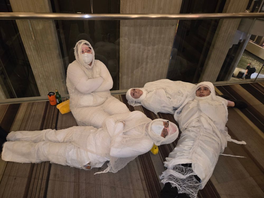 Frodo in Shelob's lair cosplay