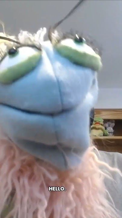 We finally met Ashton’s “wife”… and she’s a #puppet ?! 😂🧵 #funnypodcast #weirdhumor