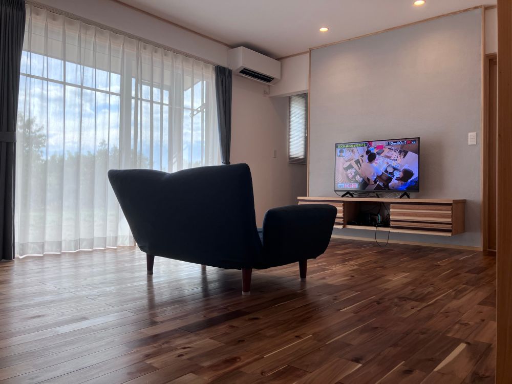 Switchの配線がだらりとなってる…