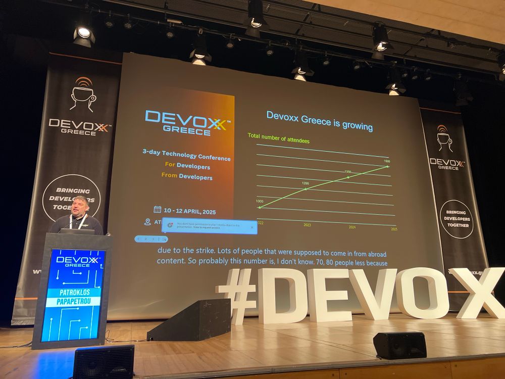 Patroklos giving the opening at Devoxx Greece 2025