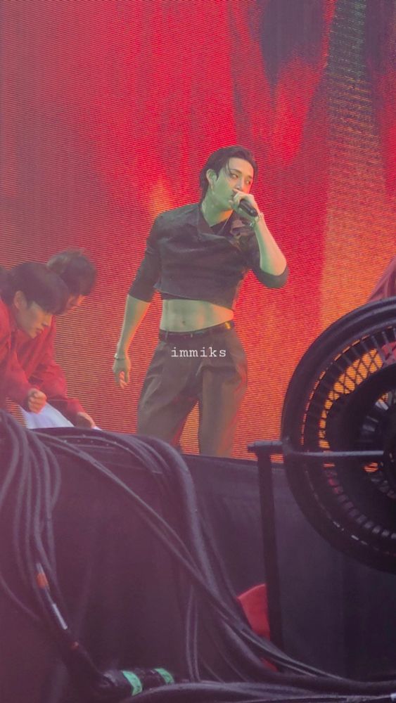 chris performing escape in a crop top today 