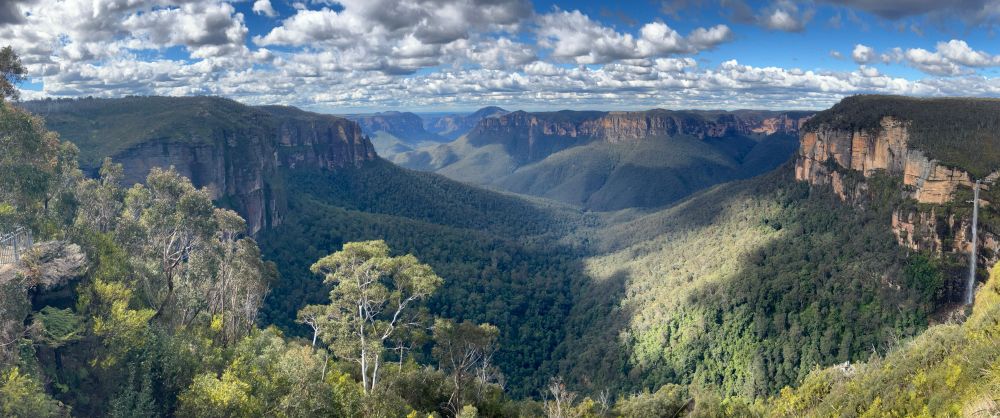 Panoramic photo of the landscape from Govetts Leap lookout, Blackheath, NSW