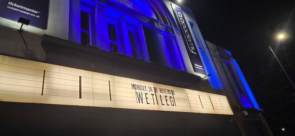 A marquee sign says Monday 24 November, Wet Leg.