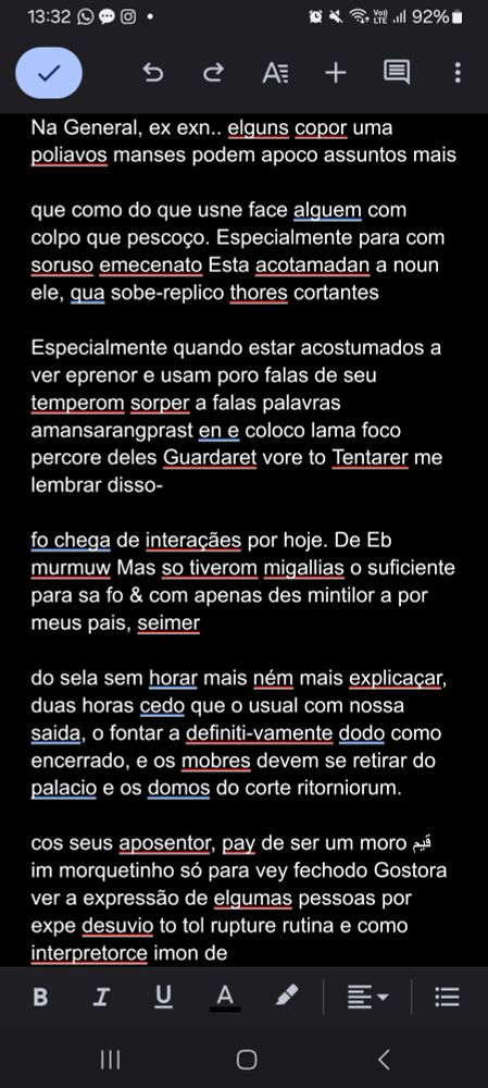 Print de um texto totalmente sem sentido e num idioma que não faço ideia qual seja, parece uma mistura de portunhol com coisas ininteligíveis.