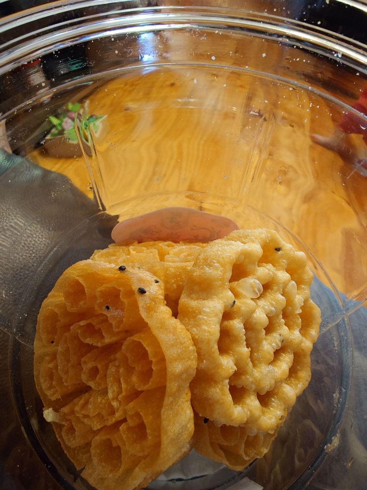 Cronchy honeycomb wafers