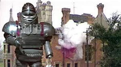 The K1 Robot, as tall as buildings, walking through the streets