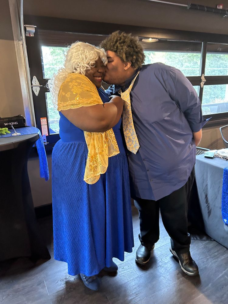 A picture of Dee and his beautiful wife Petti
