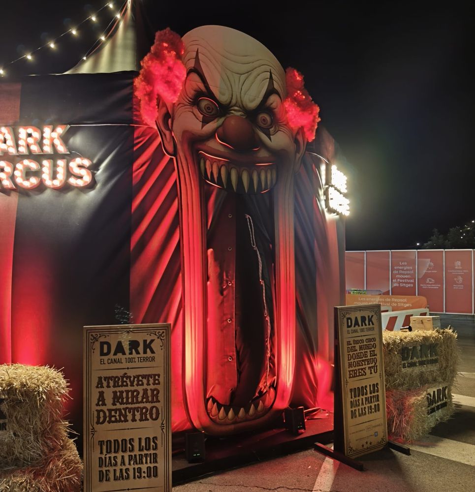 Dark Circus de Dark TV en el Festival de Sitges 2025.