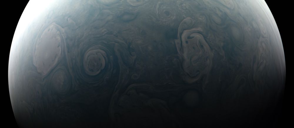Storms, cyclones, and twisted clouds. The view fades to black as Juno reaches the day/night terminator.

NASA/JPL-Caltech/SwRI/MSSS/Kevin M. Gill