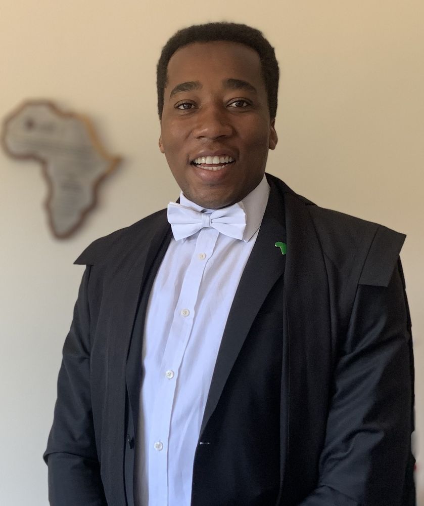 Headshot image of Ndjodi Ndeunyema.