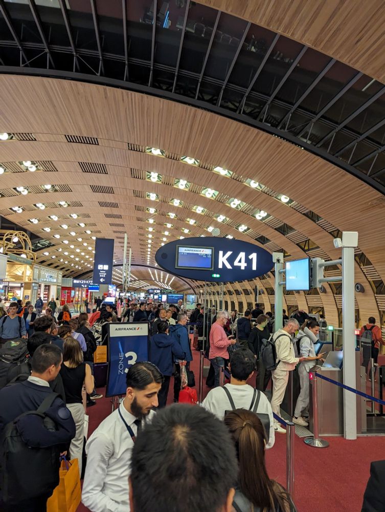 Gate K41 (K39 in the background)