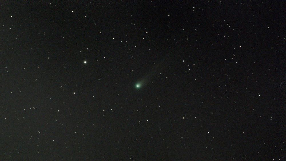 C/2025 A6 (Lemmon) imaged with a Dwarf 3 scope on Oct 2, 2025. The comet is in Leo Minor. The bright star to the upper left of the comet is 19 Leonis Minoris (19 LMi).