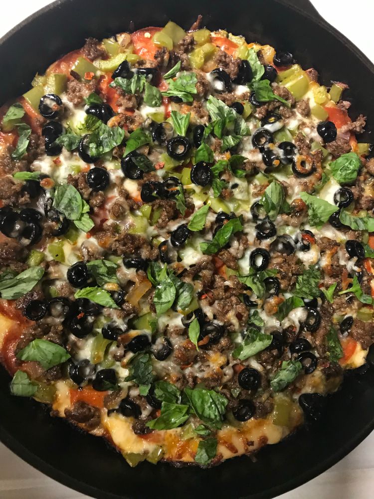 Cast iron skillet pizza 