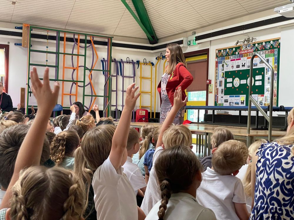 Vikki delivers an assembly at Ad Astra Infant School