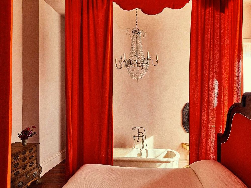 Hotel Peter and Paul, New Orleans, curtain, bath, chandelier, quiet, tub, simple, beautiful, headboard, sunlight, art, history, warm, peaceful, room, stay, visit, safe, quiet, calm, comfort.